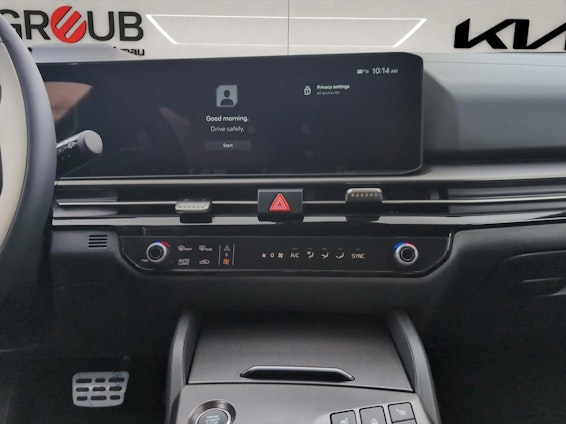 Vehicle image 30 Vehicle image 30