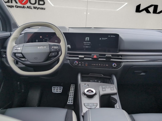 Vehicle image 10 Vehicle image 10