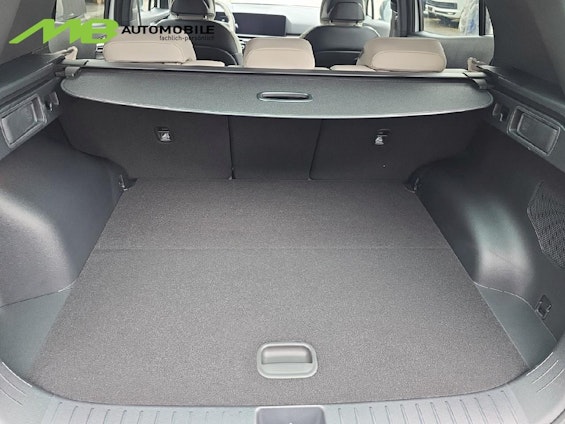 Vehicle image 9 Vehicle image 9