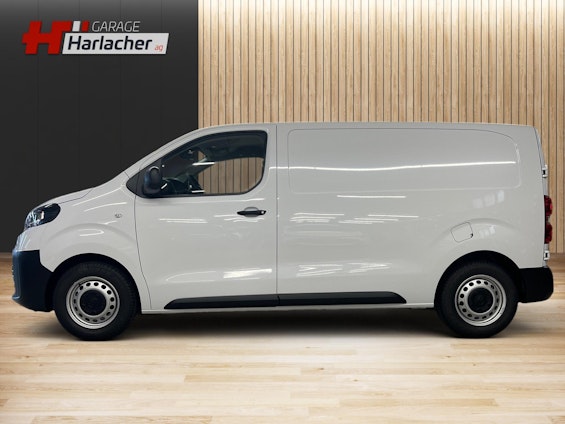 Vehicle image 7 Vehicle image 7