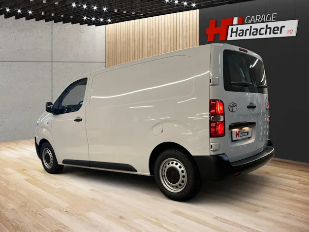 Toyota PROACE Van L1 1.5 D Active