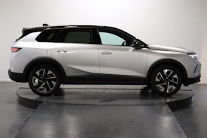 Vehicle image OPEL Grandland 1.2 T HEV GS