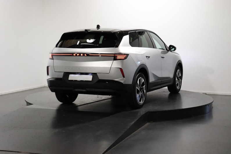 Vehicle image OPEL GRANDLAND