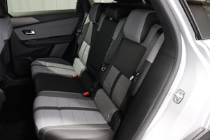 Vehicle image OPEL Grandland 1.2 T HEV GS