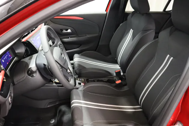 OPEL Corsa 1.2 T Hybrid Sporthilfe
