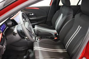 Vehicle image OPEL Corsa 1.2 T Hybrid Sporthilfe