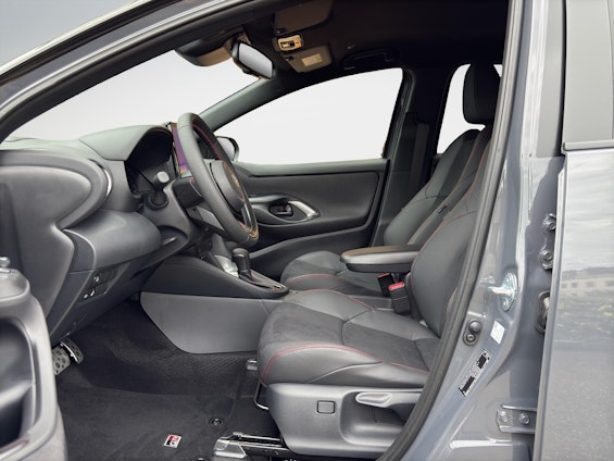 Vehicle image 8 Vehicle image 8