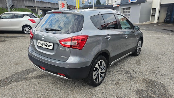 Vehicle image 6 Vehicle image 6