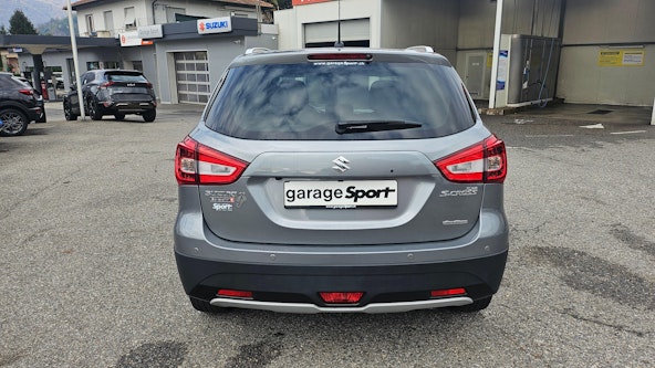 Vehicle image 5 Vehicle image 5