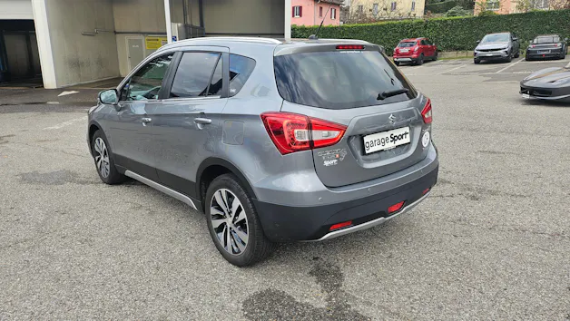 Suzuki SX4 S-Cross 1.4 T Compact Top 4x4