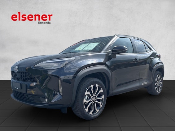 First vehicle image