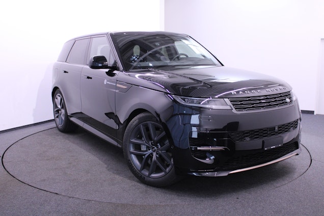 First vehicle image