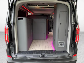 https://vehicle.imgix.net/3977033/d3ef7ba6-67ee-448b-8547-70a9367b57e2.jpg