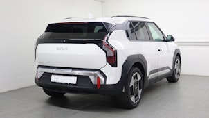 Vehicle image KIA EV3 81 kWh Earth+