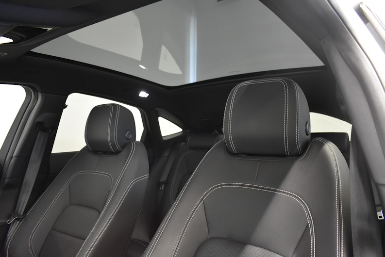 Vehicle image JAGUAR E-PACE