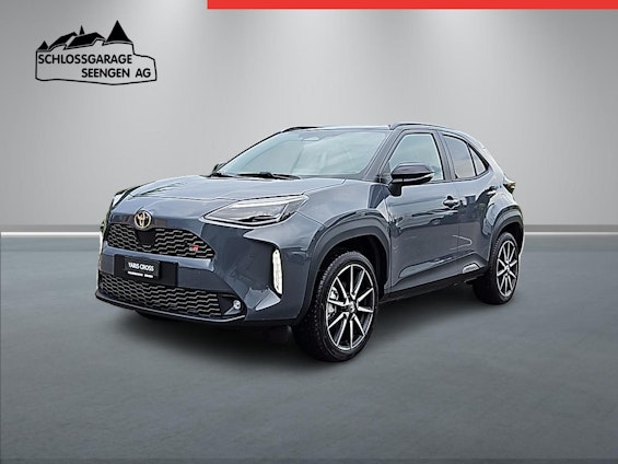 First vehicle image