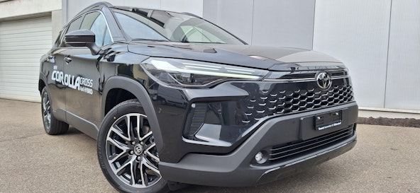First vehicle image
