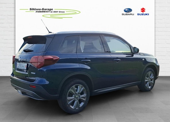 Vehicle image 5 Vehicle image 5