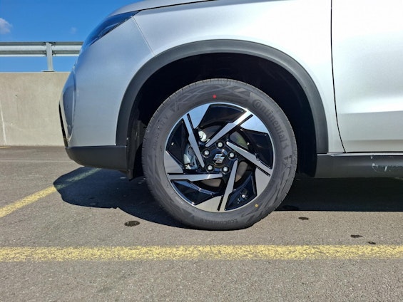 Vehicle image 13 Vehicle image 13