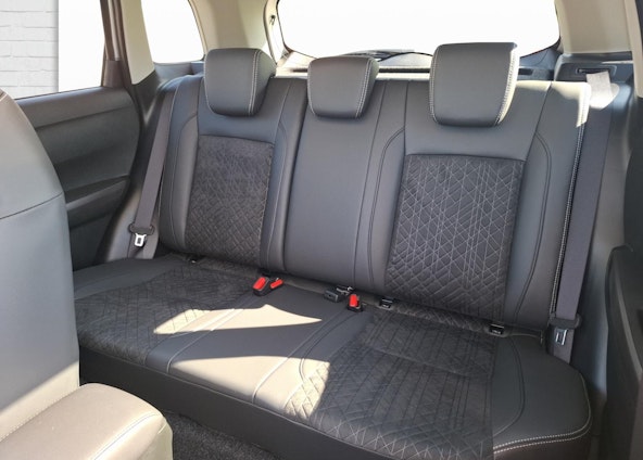 Vehicle image 10 Vehicle image 10