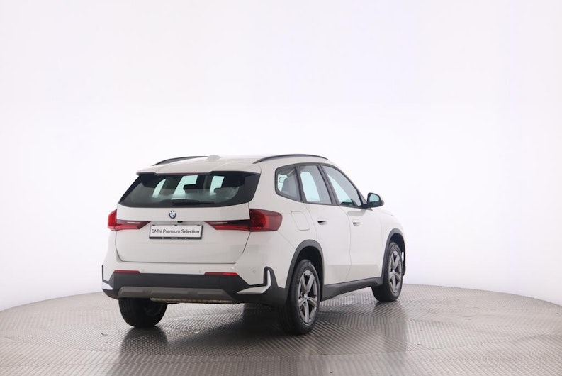 Vehicle image BMW X1