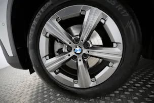BMW X1 18i sDrive