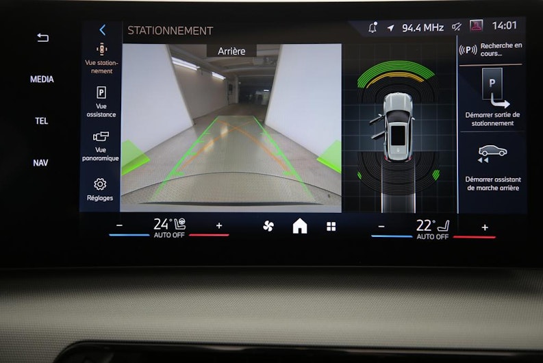 Vehicle image BMW X1