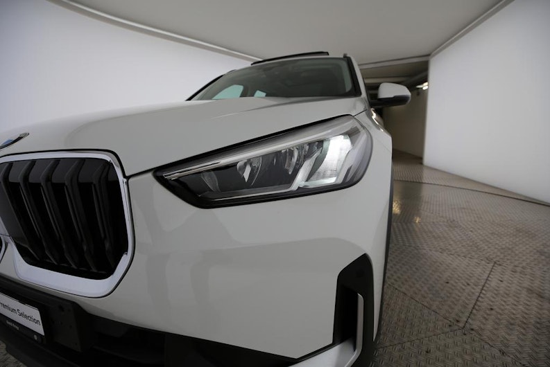 Vehicle image BMW X1