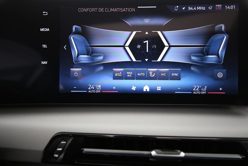 Vehicle image BMW X1