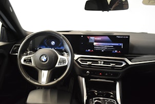 Vehicle image BMW 220i SAG Coupé