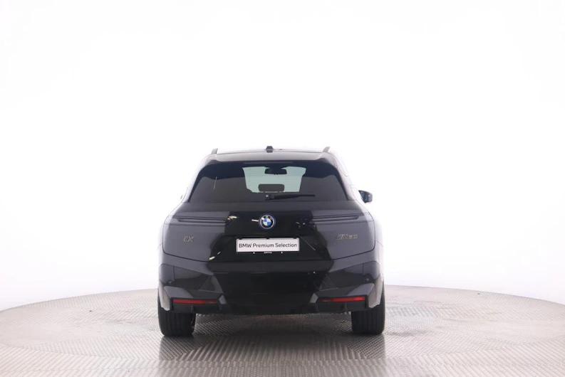 immagine del veicolo BMW iX