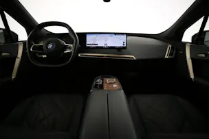 BMW iX M60