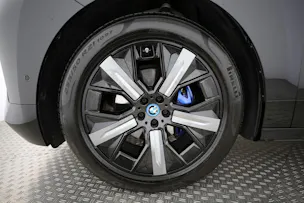 BMW iX M60