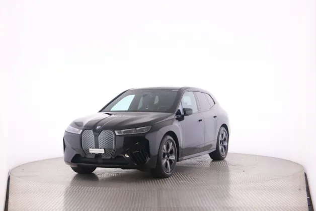 BMW iX M60