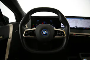 BMW iX M60