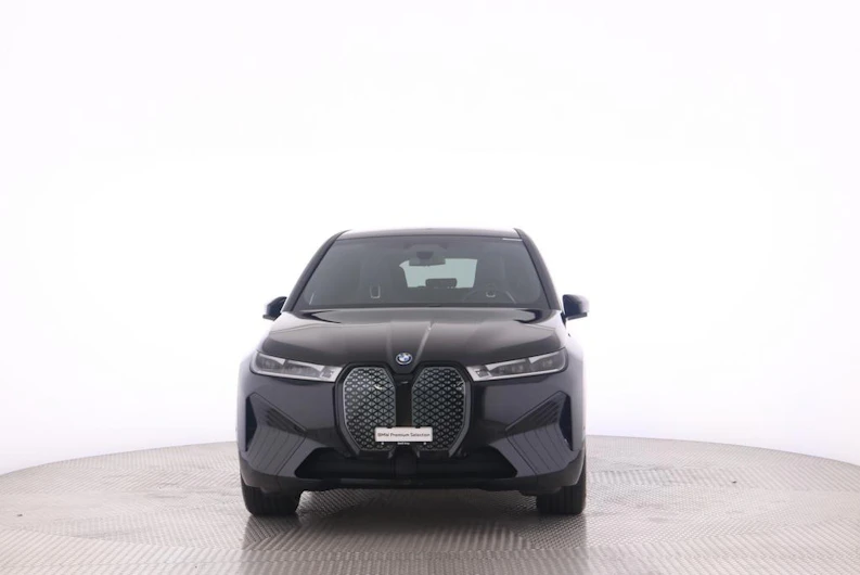 immagine del veicolo BMW iX