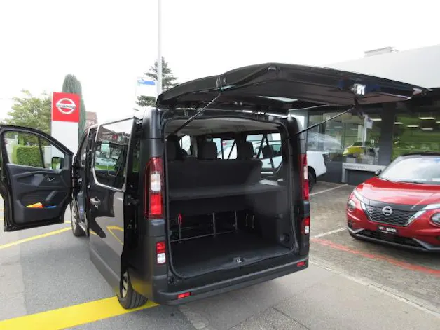 Nissan Primastar Kombi 2.8 t L1 H1 2.0 dCi 150 N-Connecta 9P