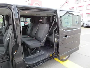 Nissan Primastar Kombi 2.8 t L1 H1 2.0 dCi 150 N-Connecta 9P