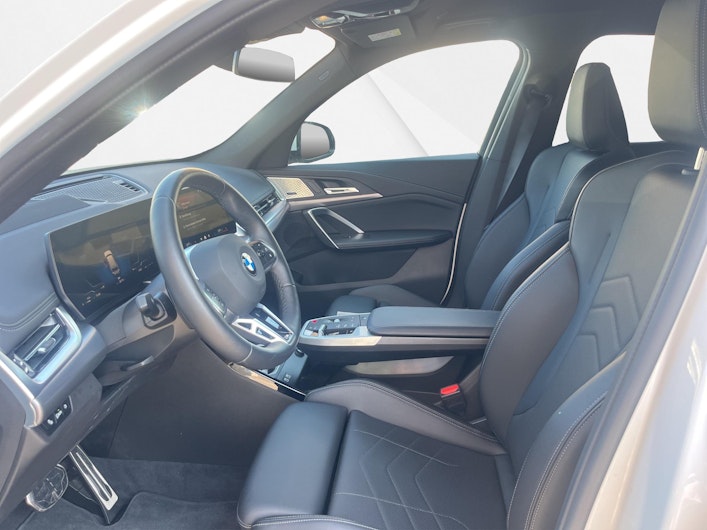 Vehicle image BMW X1