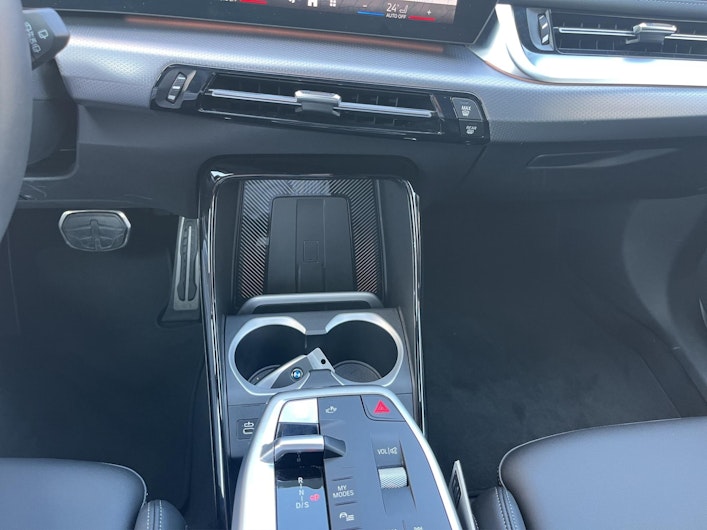 Vehicle image BMW X1