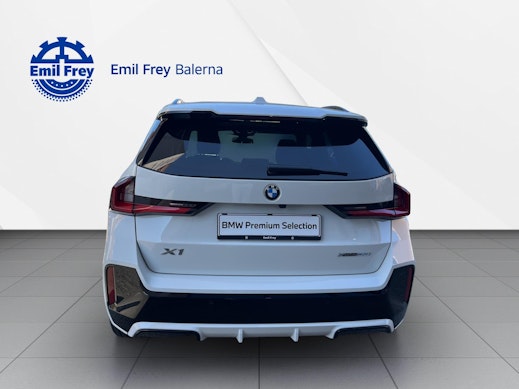 BMW X1 23i xDrive 3