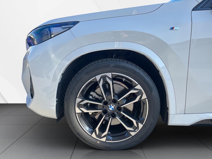 Vehicle image BMW X1