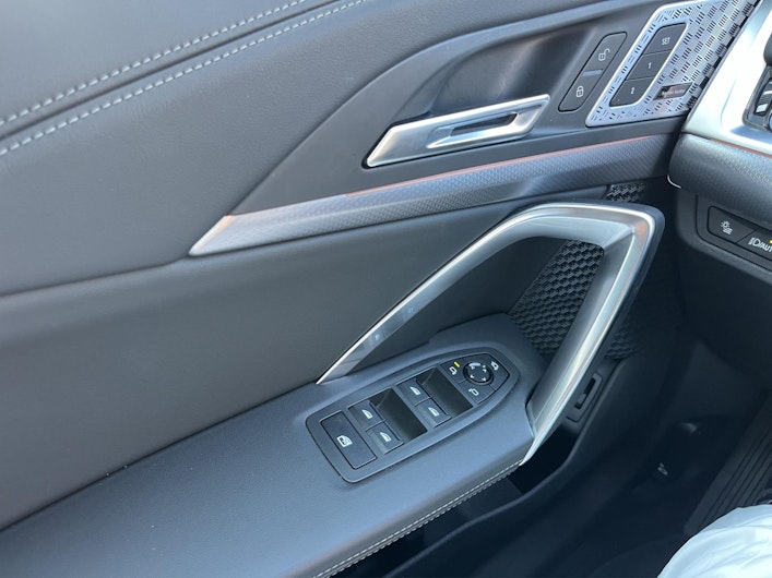 Vehicle image BMW X1