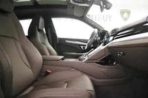 Lamborghini Urus E-Gear