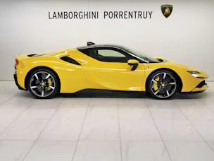 Ferrari SF90 Stradale