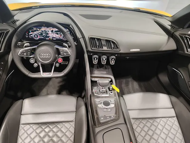 Audi R8 Spyder RWD S-Tronic