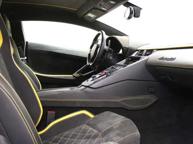 Lamborghini Aventador S LP740-4 Coupé E-Gear