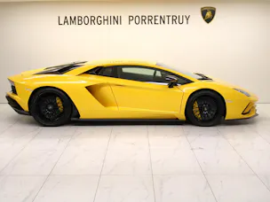 Lamborghini Aventador S LP740-4 Coupé E-Gear