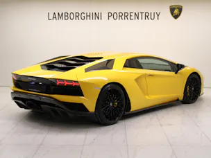 Lamborghini Aventador S LP740-4 Coupé E-Gear