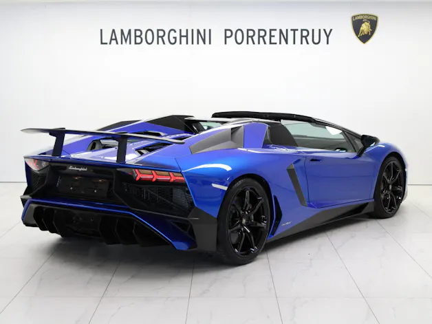Lamborghini Aventador LP750-4 Superveloce Roadster E-Gear